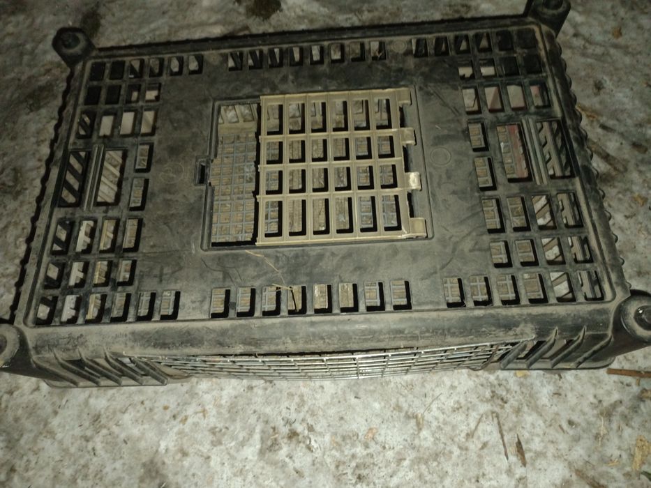 Sprzedam klatki 2 sztuki do ptaków Lub gryzoni MOŻLIWOŚĆ WYSYŁKI