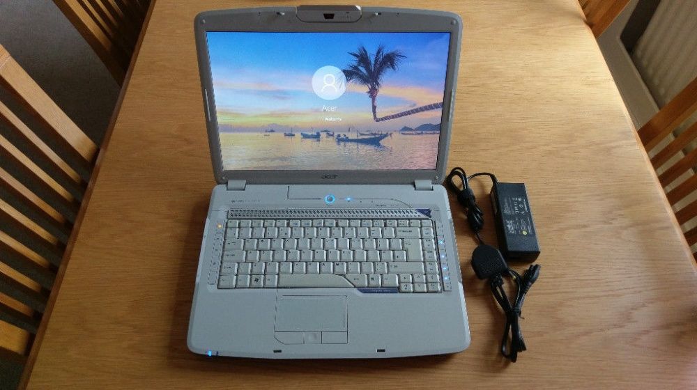 Ноутбук Acer 5920 диск 550gb 2gb пам"ять