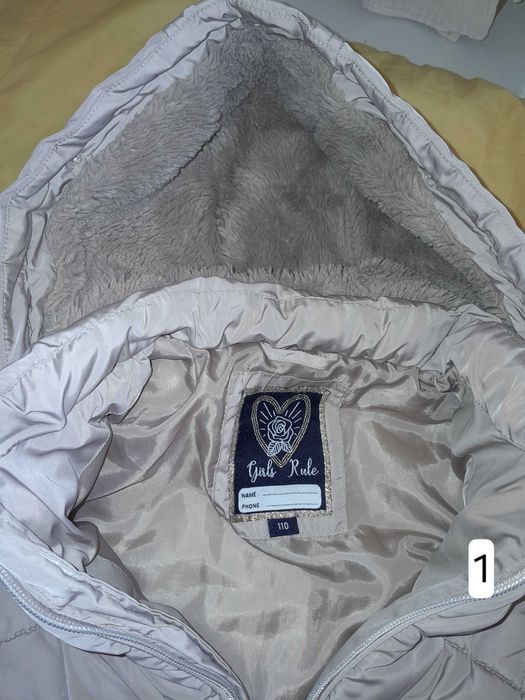 BLUSÃO C&A MENINA 4 anos - bom estado