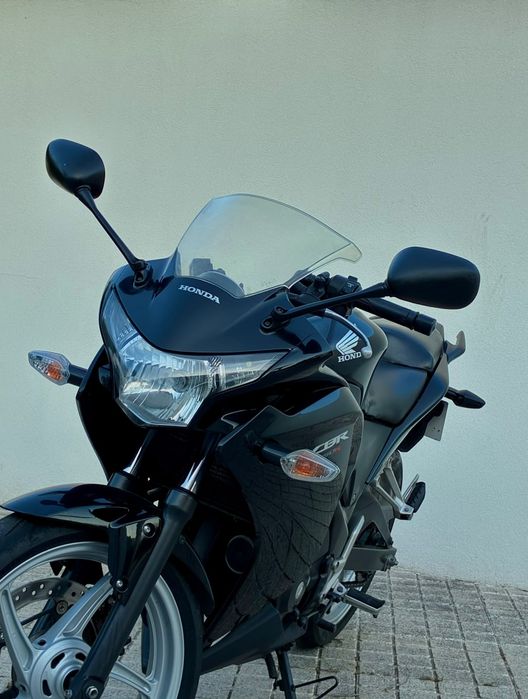 Honda  CBR 250 R