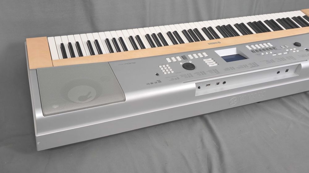 Yamaha DGX 620 Pianino Elektryczne + Stojak
