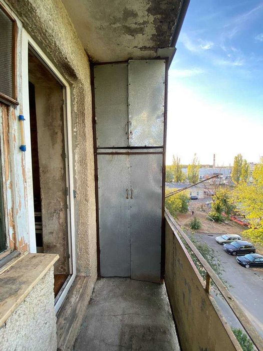 Продам квартиру від власника — під ремонт