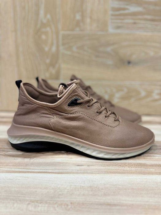 Шкіряні кросівки Ecco оригінал (39)