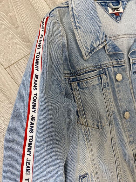 Жіноча джинсовка Tommy Jeans