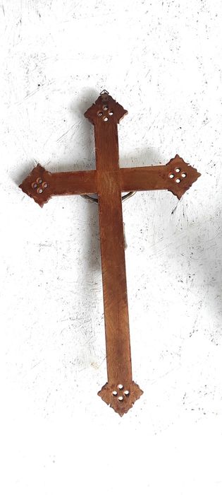 Zabytkowy Krzyż Krucyfiks Neogotyk