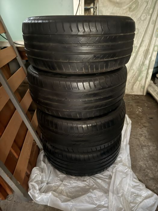 Pneus good year efficient grip 255 45 r18