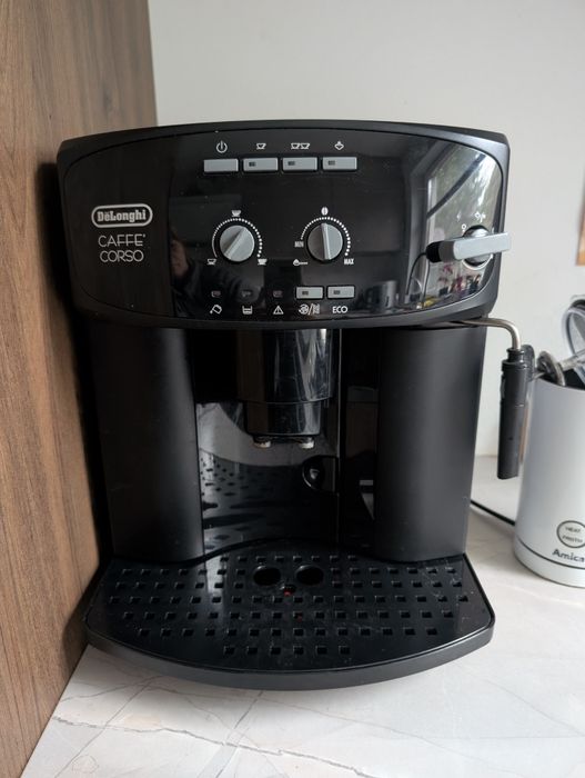 Ekspres do kawy DeLonghi Caffe Corso