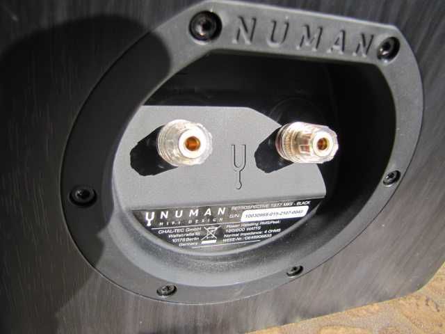 Kolumna stojąca nagłośnieniowa głośnik NUMAN Retrospective 1977 MKII