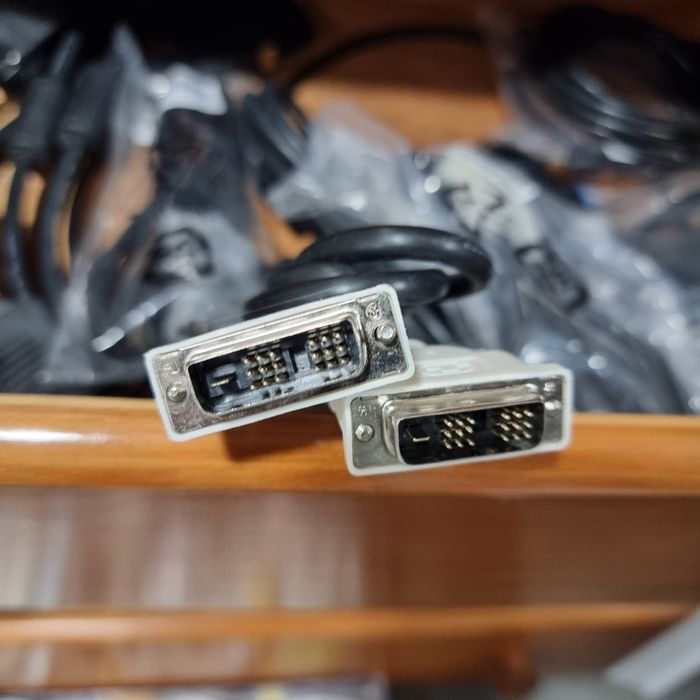 Diversos cabos audio video rede