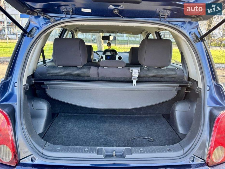 Продам Scion xA 2004