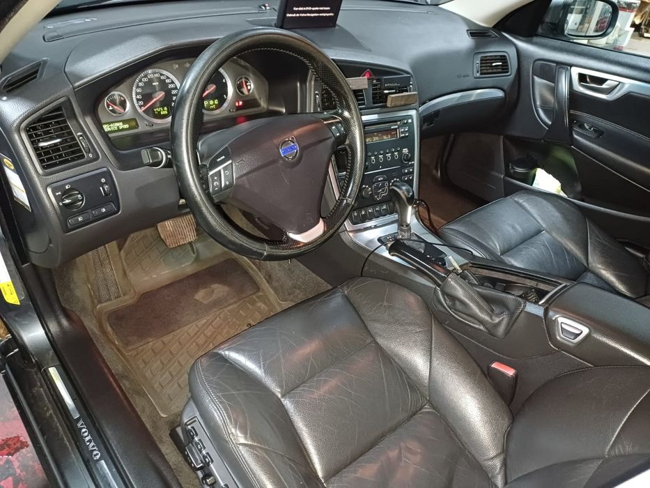 Volvo V70 2.4D 163KM 2007r