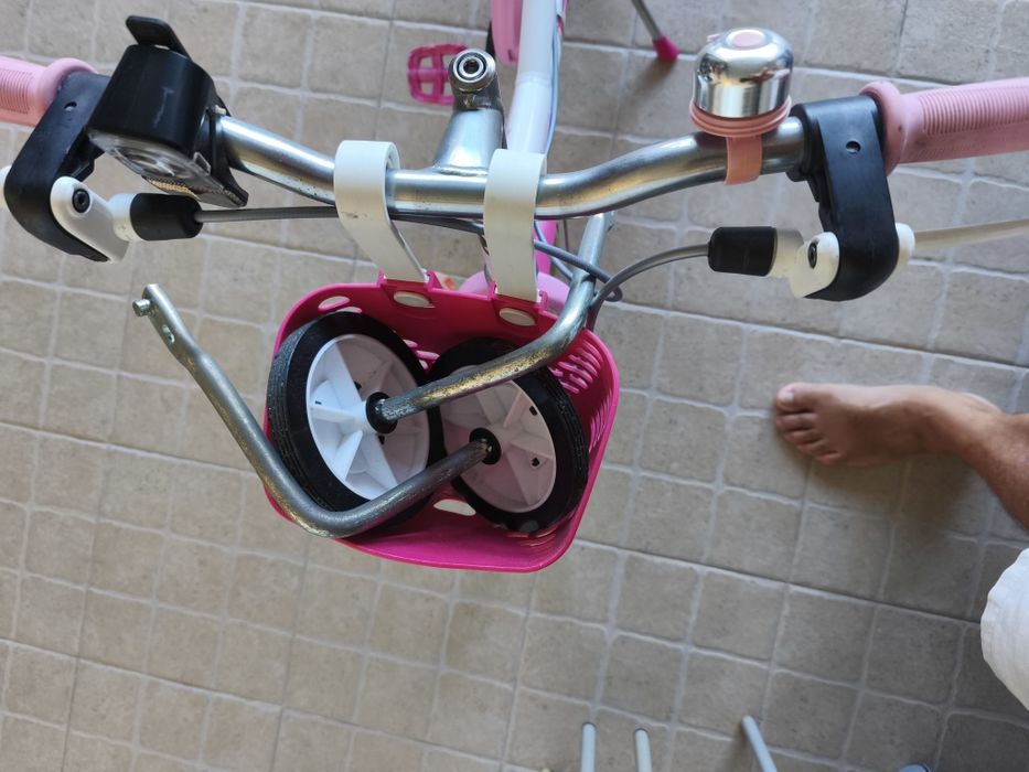 Bicicleta de criança (menina)
