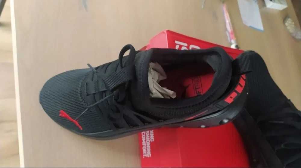 НОВІ чудові кросівки Puma Softride Carson Fresh, чорного кольору, розмір 39