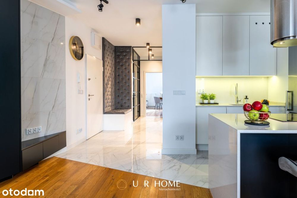 Elegancki apartament z garderobą, garażem i komórk
