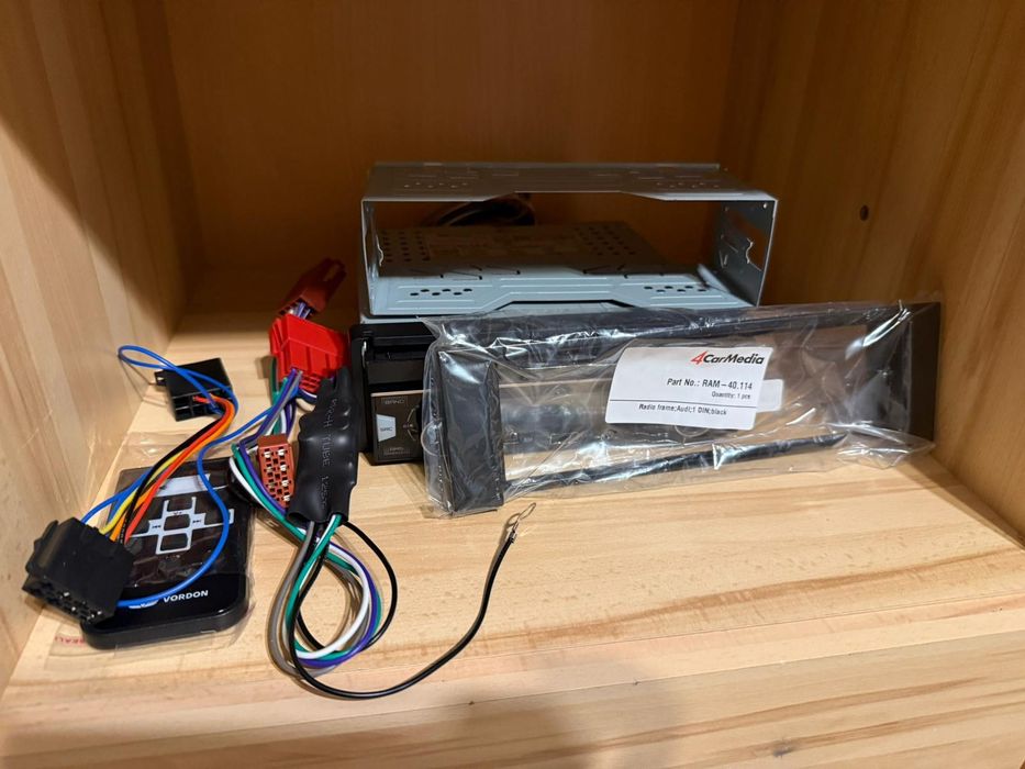 VORDON HT-522 Sydney radio samochodowe