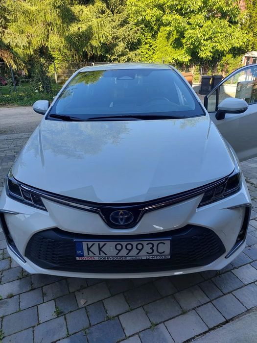 Toyota Corolla Toyota Corolla Sedan 1.8 Hybrid – T‑Comfort – 2023/2024 – 18 000 km –