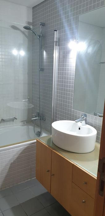 Apart. T0 / Centro Comercial AlmaShopping