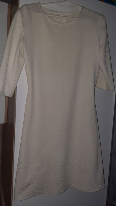 Плаття біле жіноче