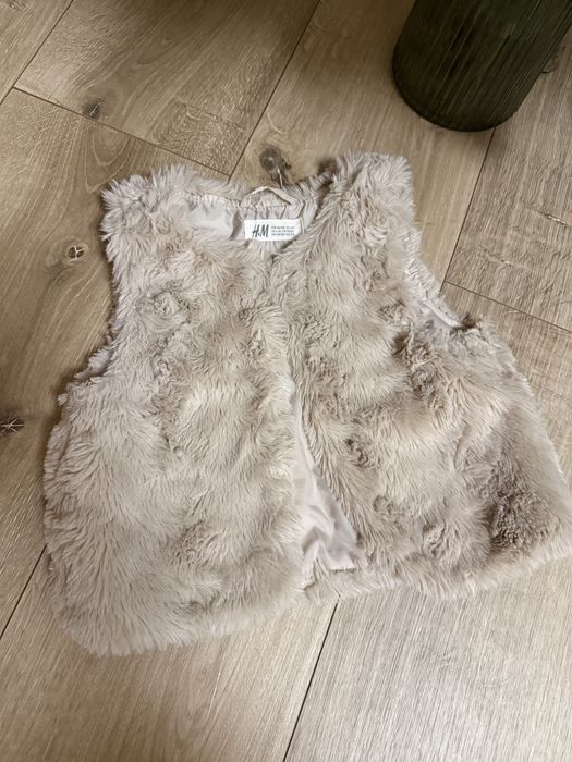 Жилетка безрукавка