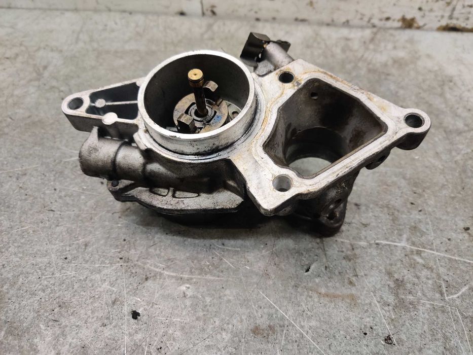 Ford Mondeo MK3 2.0 TDCI Pompa Vacum