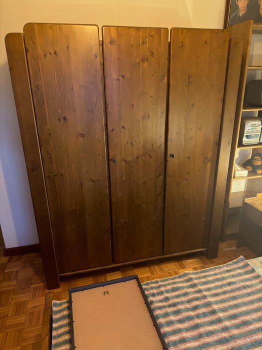 Cama+2mesinhas+cómoda+Roupeiro+Estante