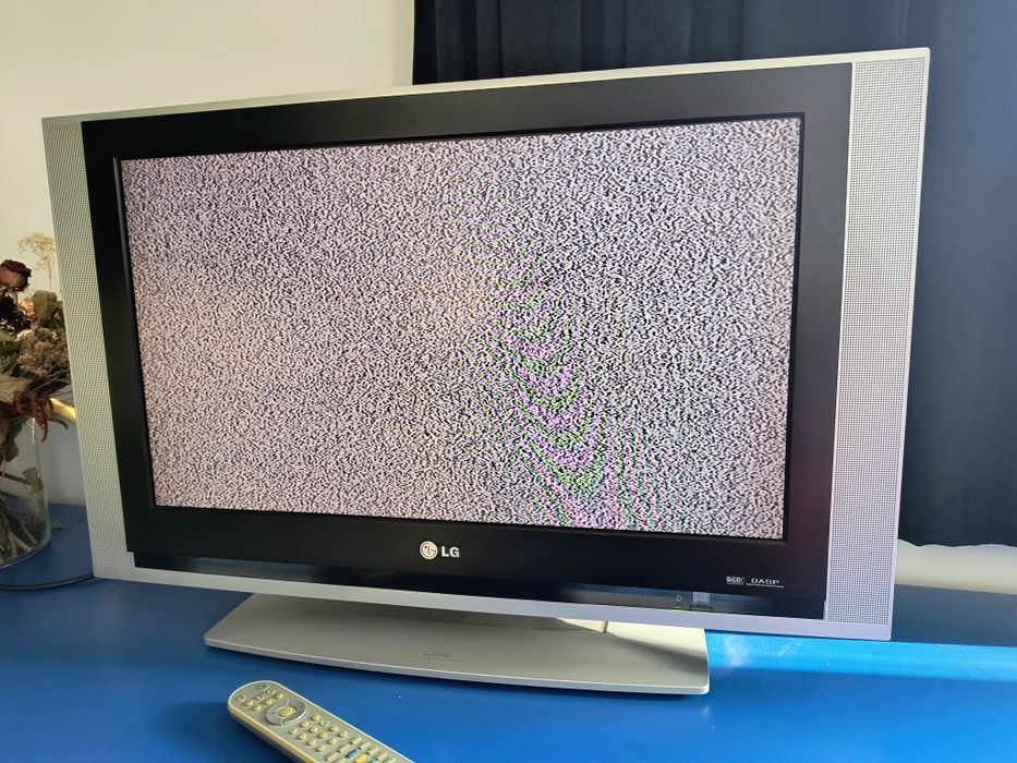 Telewizor LCD LG 27 cali