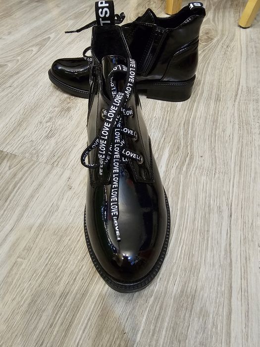 Sprzedam nowe buty