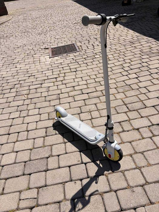 Електросамокат дитячий Segway Ninebot Kickscooter Zing C10