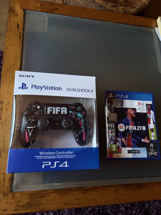 Vendo Comando PS4 Fifa - novo