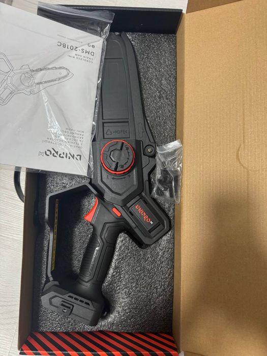 Акумуляторная пила Днипро М