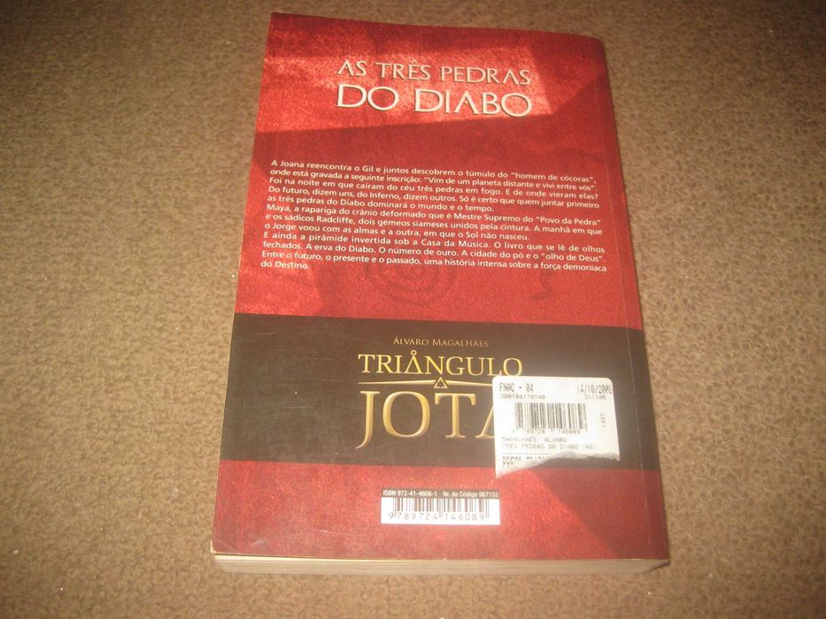 Livro do Triângulo Jota "As Três Pedras do Diabo" de Álvaro Magalhães