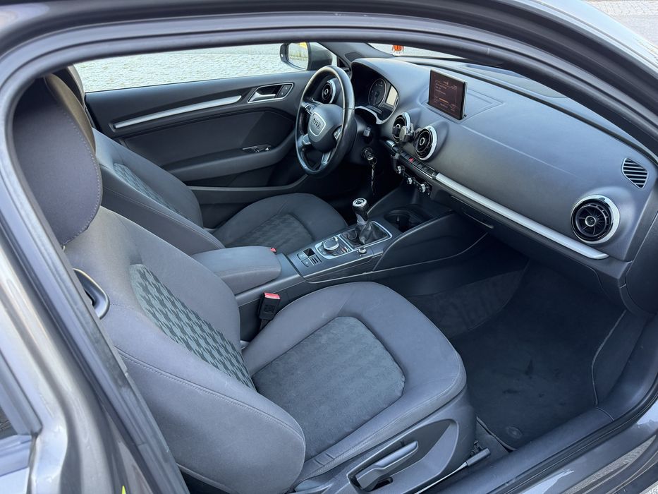 Audi A3 Sportback 1.6 TDi - Distribuição mudada