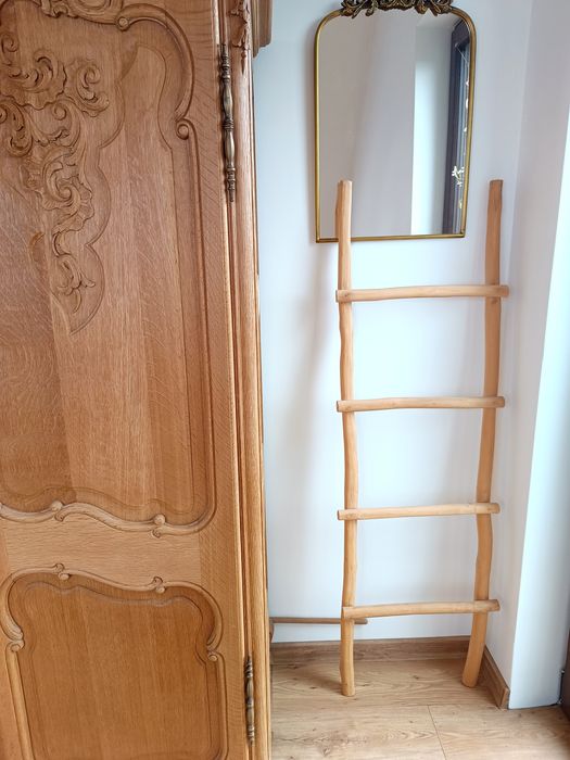 Drabina ozdobna z drewna egzotycznego teakowego teak lekka