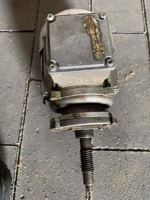 Silnik elektryczny 0,04kW