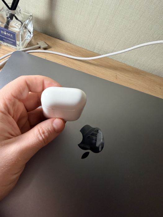 навушники Airpods 2