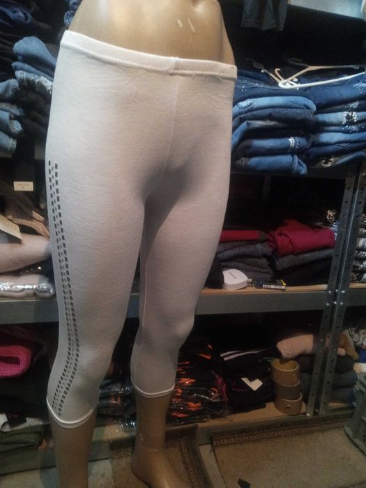 Leginsy 3/4 z cekinami