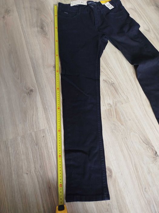 Spodnie dżinsowe cropp nowe jeansowe L32 W 32