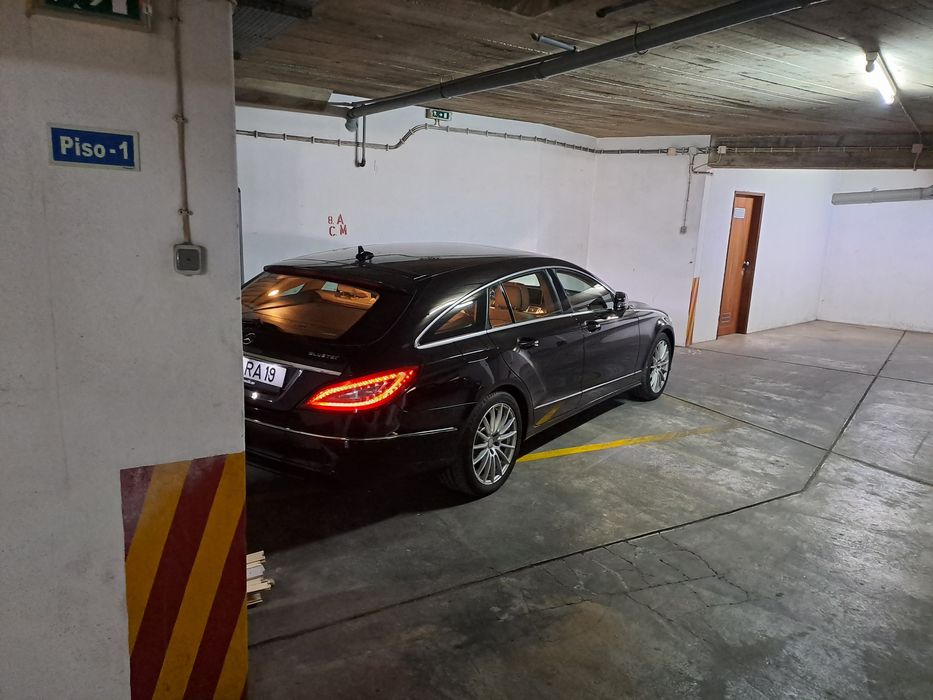 Férias Algarve - T2 com garagem na Praia da Rocha.