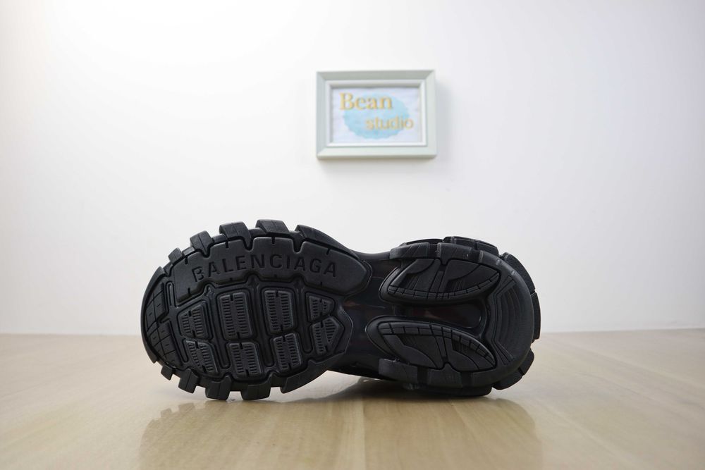Buty Balenciaga Track 3.0 czarny nowe