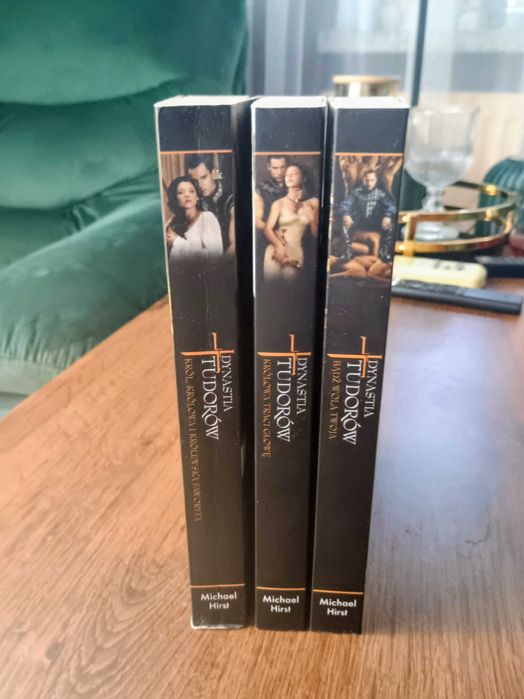 Dynastia Tudorów tom 1-3