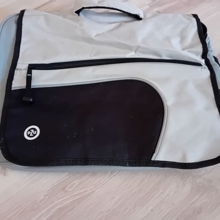 Torba na laptopa dużo kieszeni