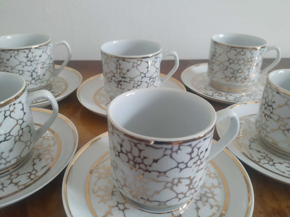 Porcelanowy serwis do kawy Chodzież