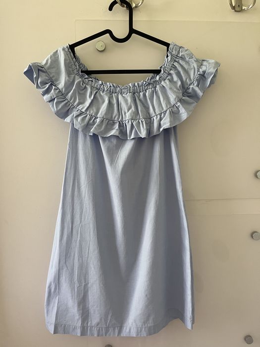 Krótka błękitna sukienka hiszpanka | Stradivarius | S / 36