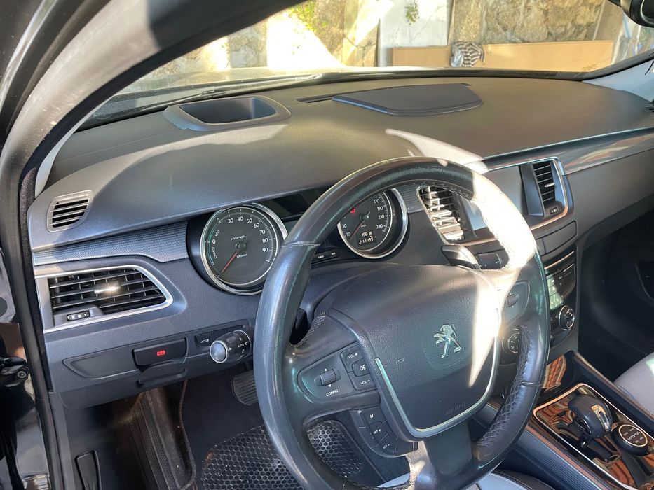 Carro Peugeot 508 RXH