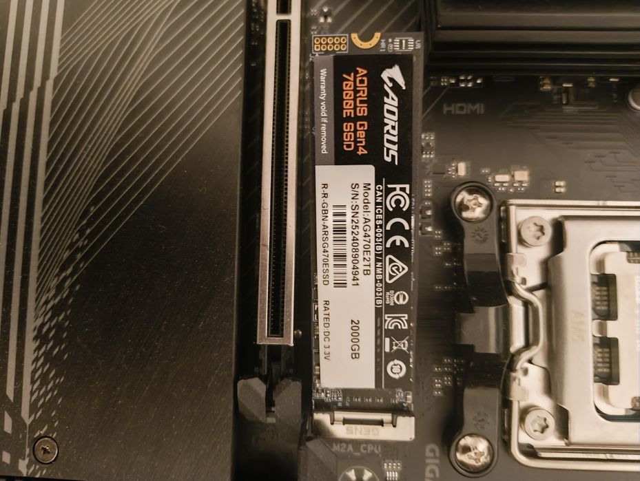 aorus b650 elite ax, 7 7800x3d, 2tb ssd aorus