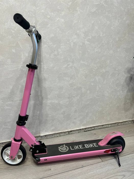 Продам Електросамокат Дитячий.Like Bike