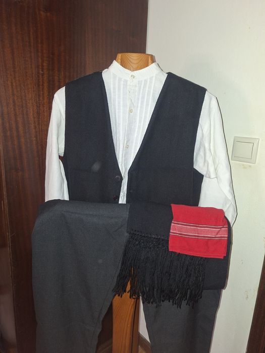 Traje folclórico tradicional português