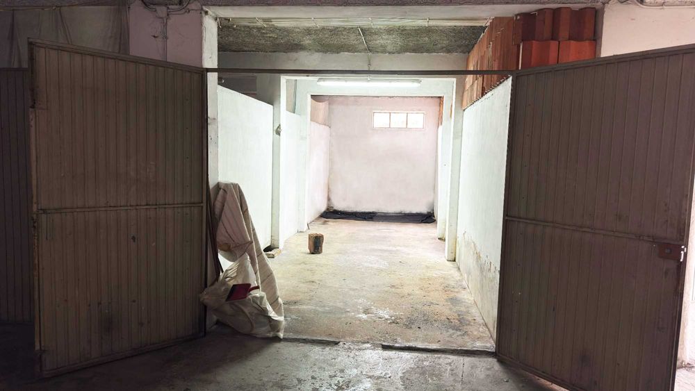 Garagem Box - Leiria