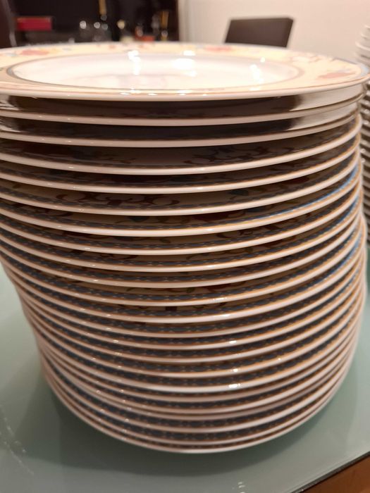 Serviço de jantar Alemão SMCS Porzellanfabrik  – excelente estado