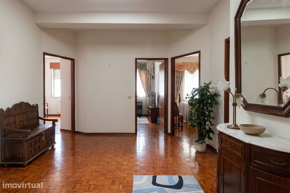 Apartamento T3 no centro de Anadia